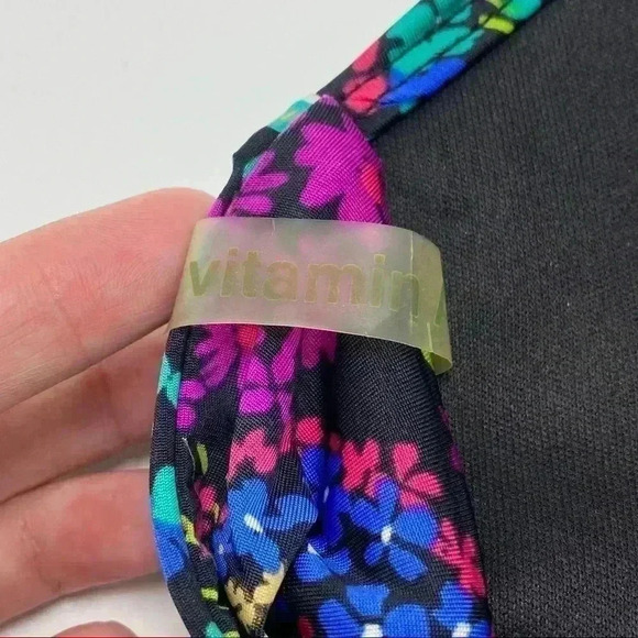 Vitamin A bandeau bikini top - Picture 3 of 3